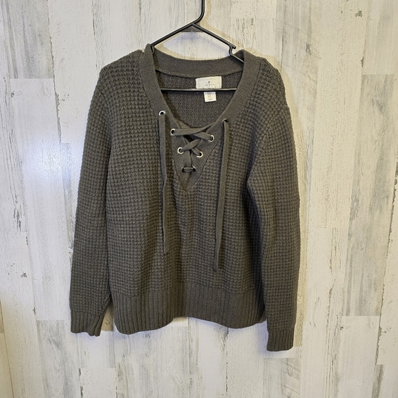 Ruby moon knit Lace-Up Sweater women's size medium - Picture 9 of 9